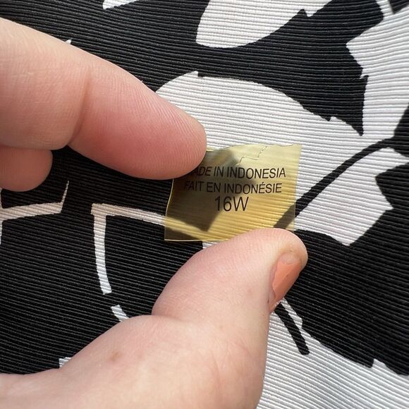 TanJay Black & White Large Floral Jacket Size 16W/XL - Picture 9 of 12